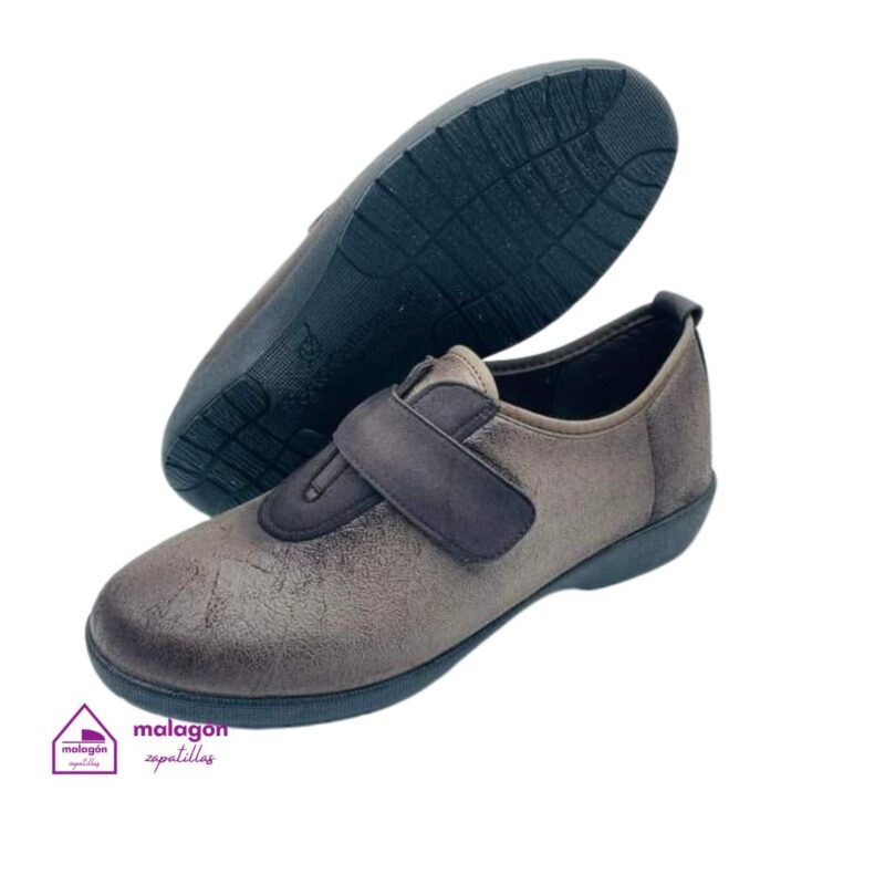 Zapatillas de calle de mujer Doctor Cutillas 41613 Taupé